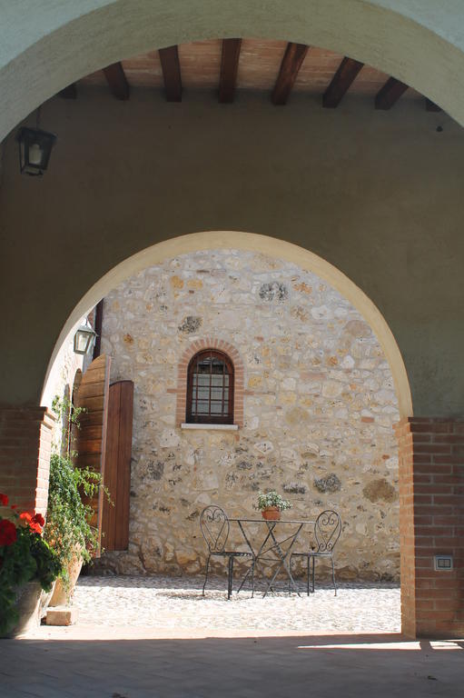 Agriturismo Poggio Della Rosa 阿米里亚 外观 照片