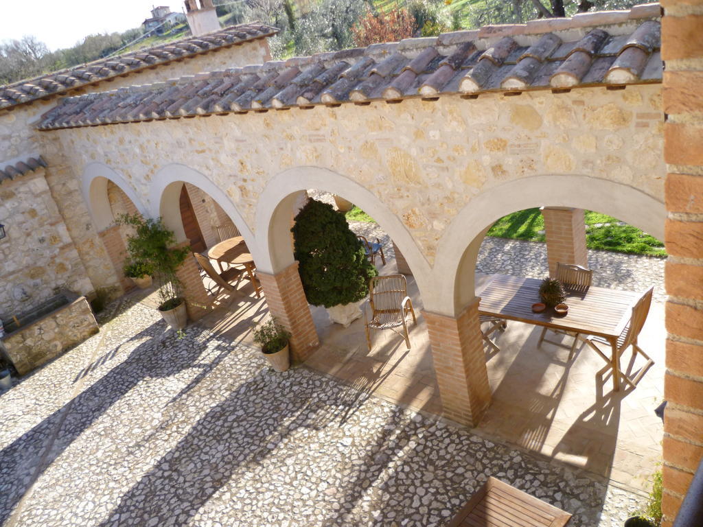 Agriturismo Poggio Della Rosa 阿米里亚 外观 照片